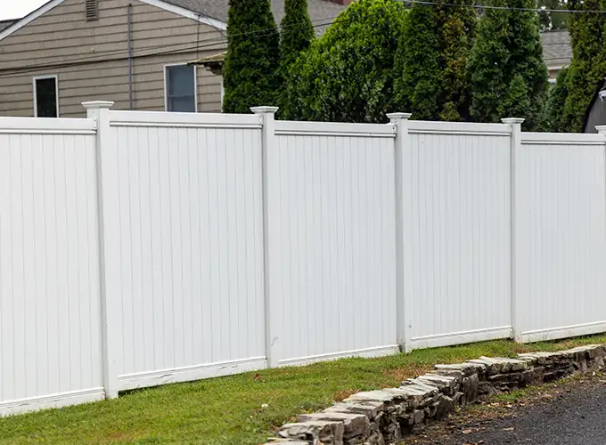 Fully Private Vinyl Enclosure in Springfield IL